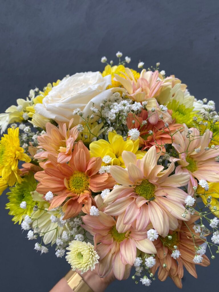 Arranjo Mix Floral - Flores no tom amarelo