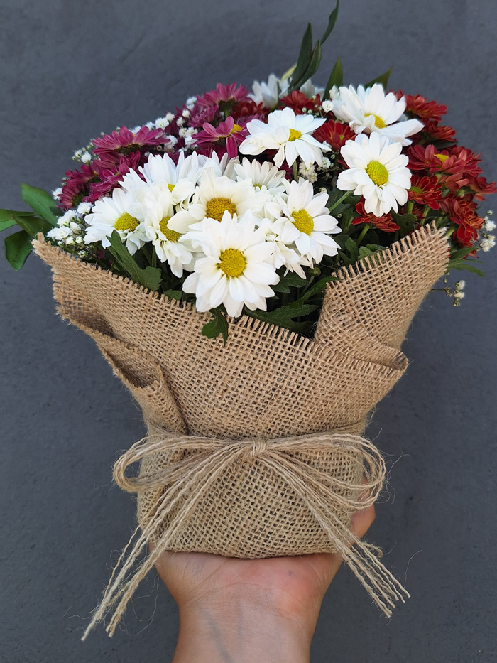 Arranjo para mesa com flores do campo 02