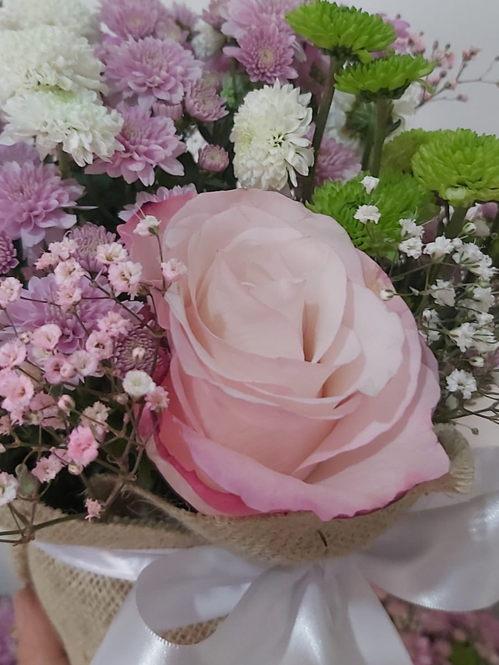 Arranjo para mesa em goiania mix floral 02